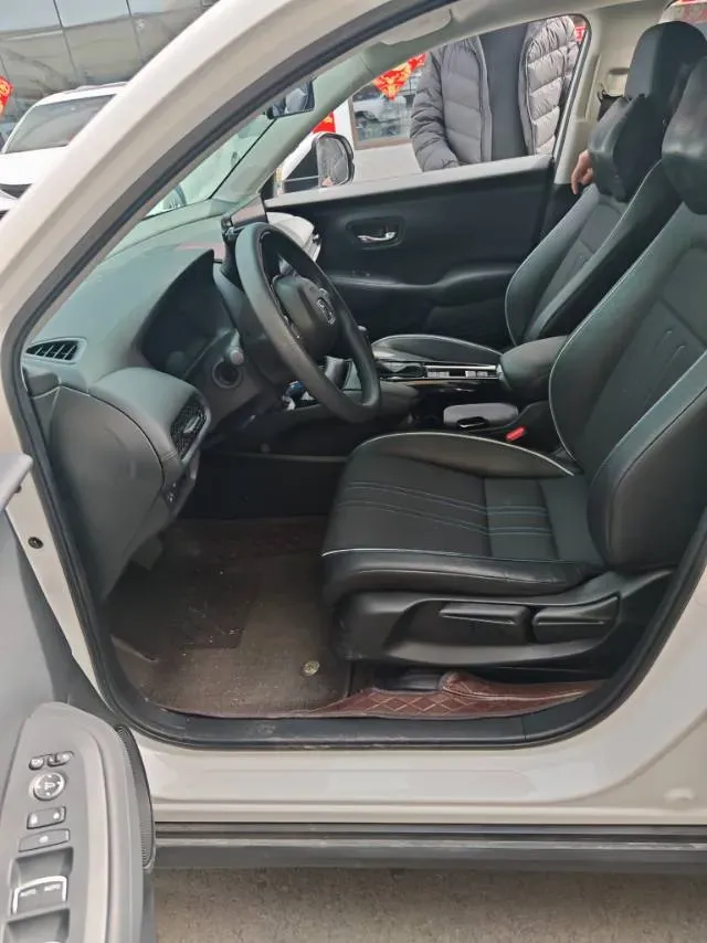 2023 Honda HR-V 1.5T 182HP L4 CVT,autocango,china used car exporter,china ev exporter,chinese used car exporter,chinese used ev exporter