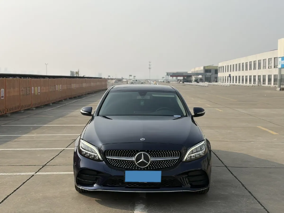 2020 Mercedes-Benz C Class 1.5T 184HP L4 9AT,autocango,china used car exporter,china ev exporter,chinese used car exporter,chinese used ev exporter