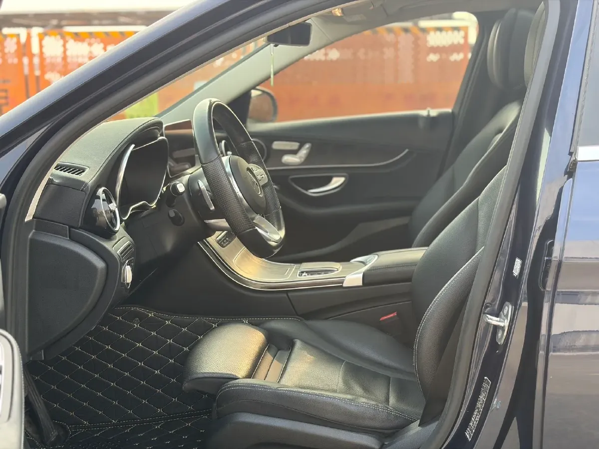 2020 Mercedes-Benz C Class 1.5T 184HP L4 9AT,autocango,china used car exporter,china ev exporter,chinese used car exporter,chinese used ev exporter