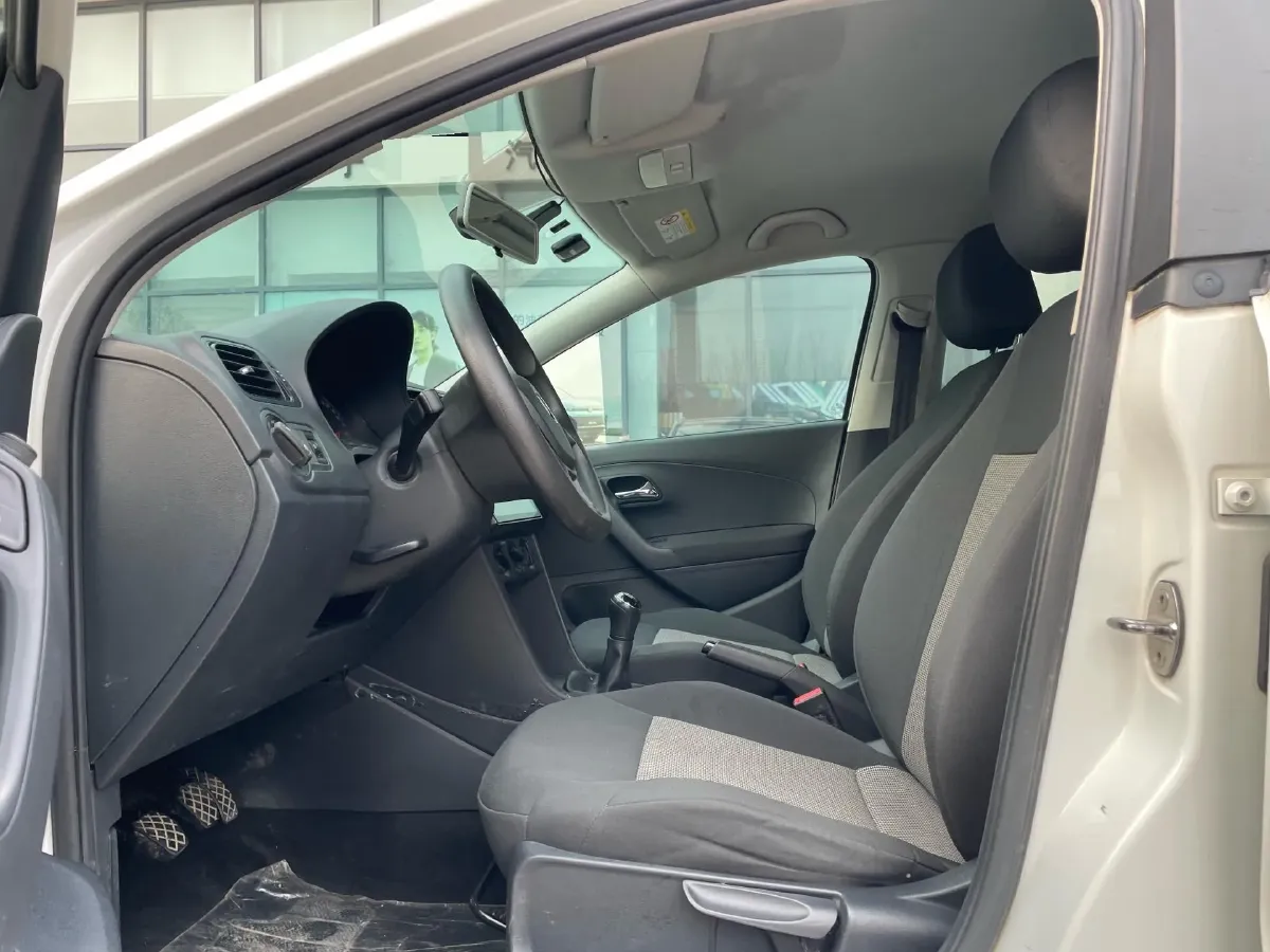 2018 ChangAn Eado 1.6L 128HP L4 5MT,autocango,china used car exporter,china ev exporter,chinese used car exporter,chinese used ev exporter