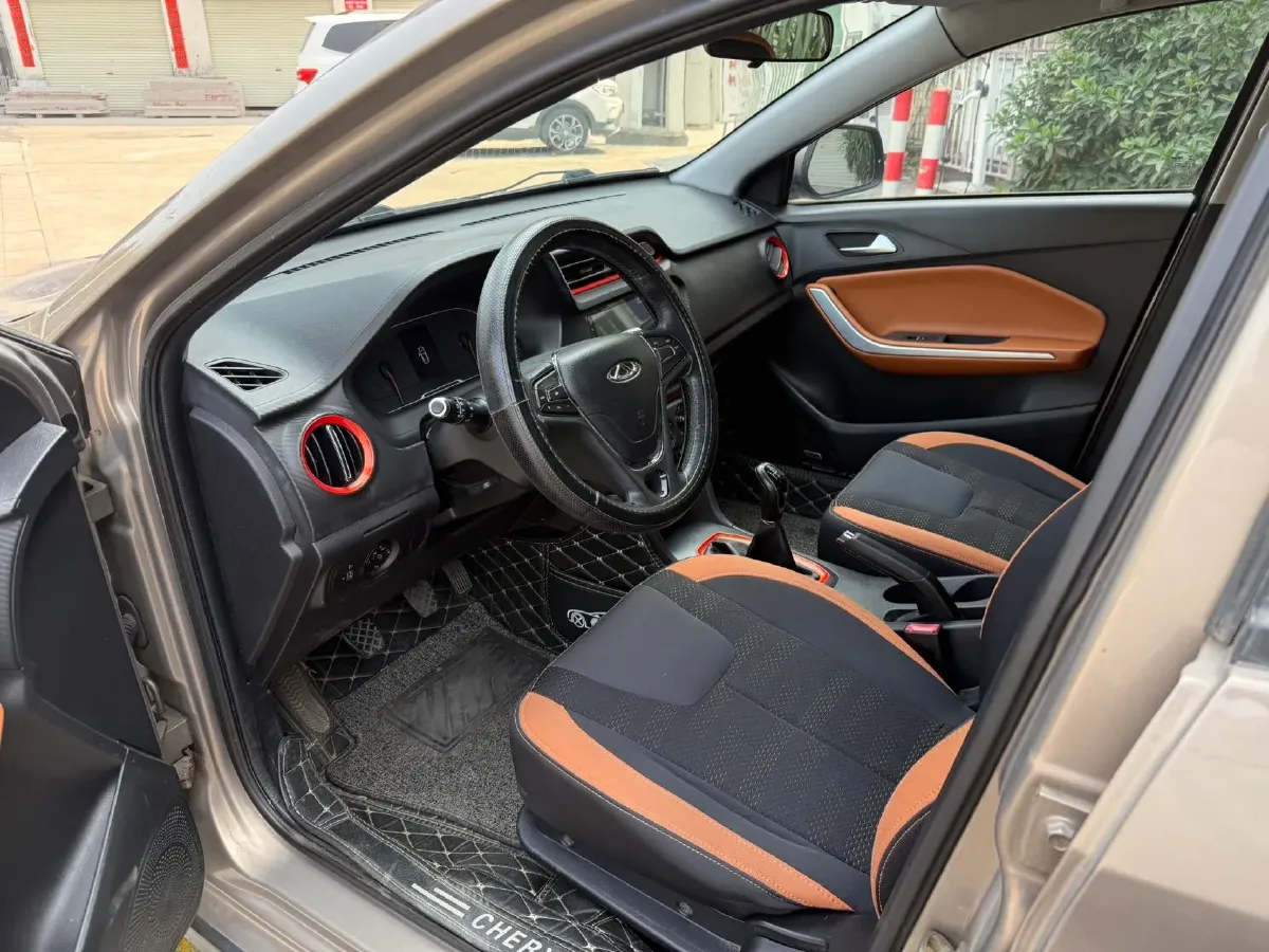 2017 Chery Tiggo 3x 1.5L 106HP L4 5MT,autocango,china used car exporter,china ev exporter,chinese used car exporter,chinese used ev exporter