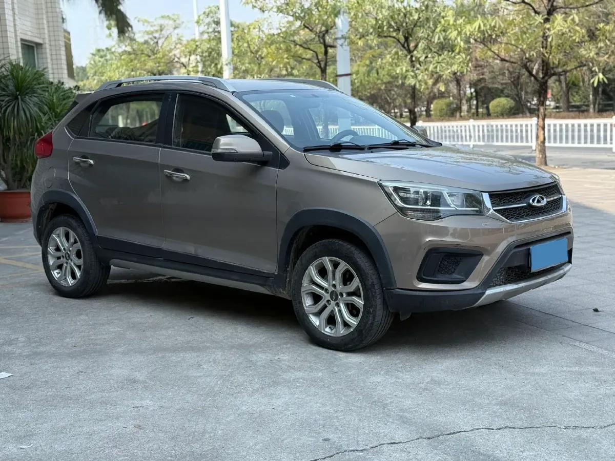 2017 Chery Tiggo 3x 1.5L 106HP L4 5MT,autocango,china used car exporter,china ev exporter,chinese used car exporter,chinese used ev exporter