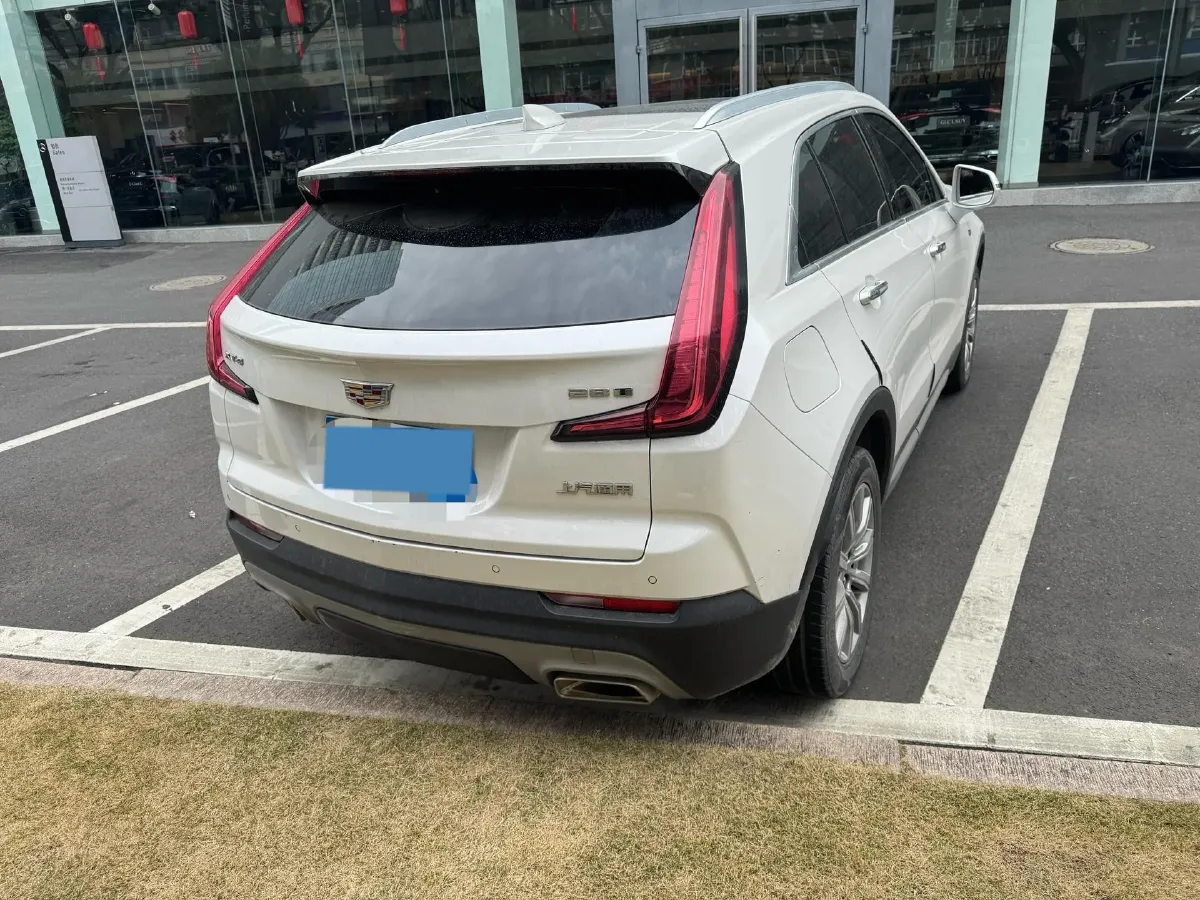 2020 Cadillac XT4 2.0T 241HP L4 9AT,autocango,china used car exporter,china ev exporter,chinese used car exporter,chinese used ev exporter