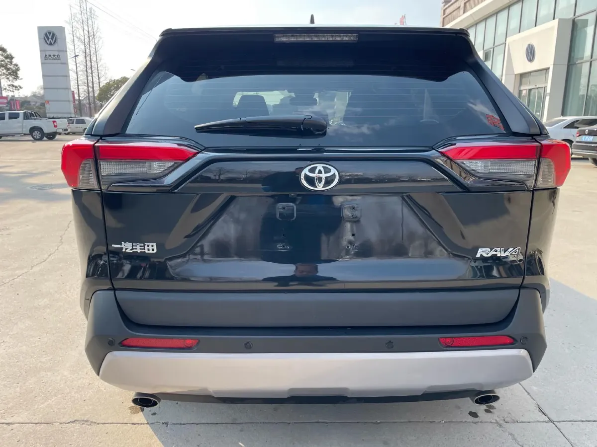 2021 Toyota RAV4 2.0L 171HP L4 CVT,autocango,china used car exporter,china ev exporter,chinese used car exporter,chinese used ev exporter