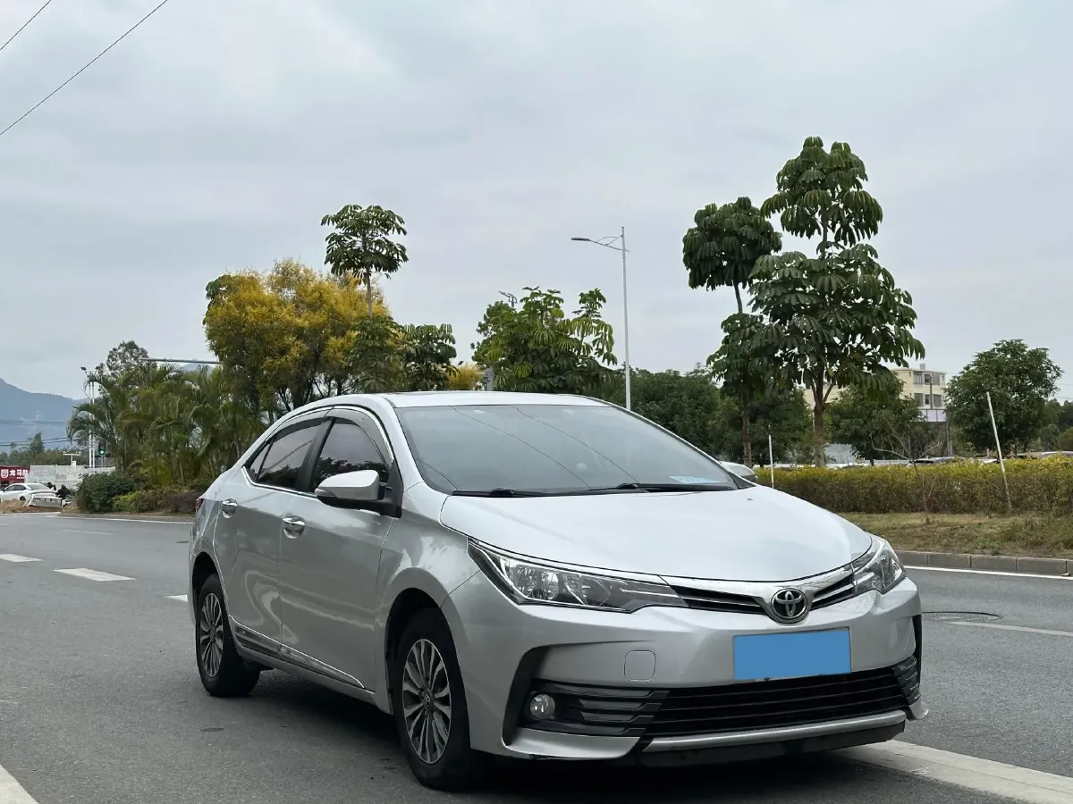 2017 Toyota Corolla 1.2T 116HP L4 CVT,autocango,china used car exporter,china ev exporter,chinese used car exporter,chinese used ev exporter