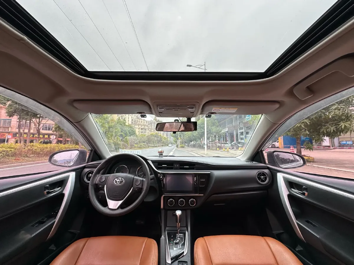 2017 Toyota Corolla 1.2T 116HP L4 CVT,autocango,china used car exporter,china ev exporter,chinese used car exporter,chinese used ev exporter