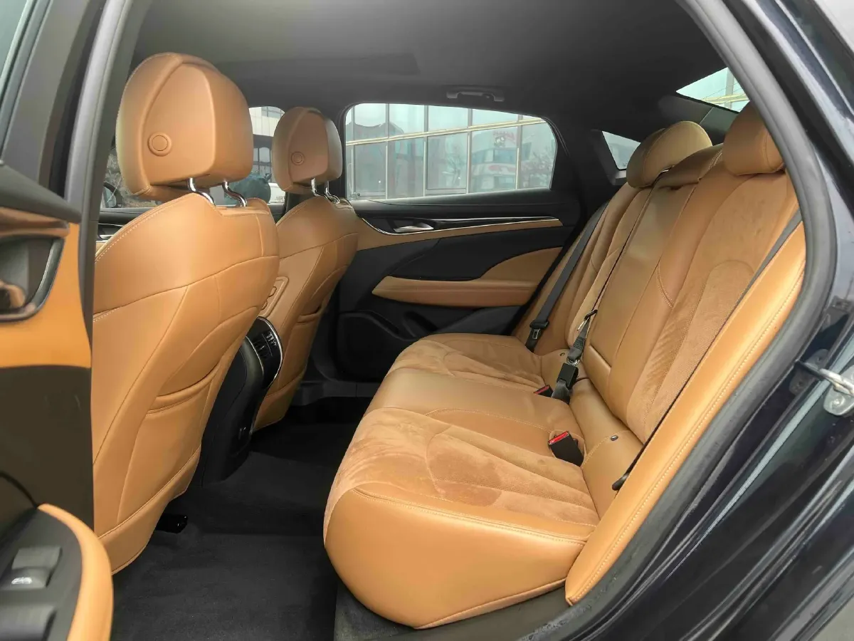 2021 Buick Larcosse 2.0T 237HP L4 9AT,autocango,china used car exporter,china ev exporter,chinese used car exporter,chinese used ev exporter