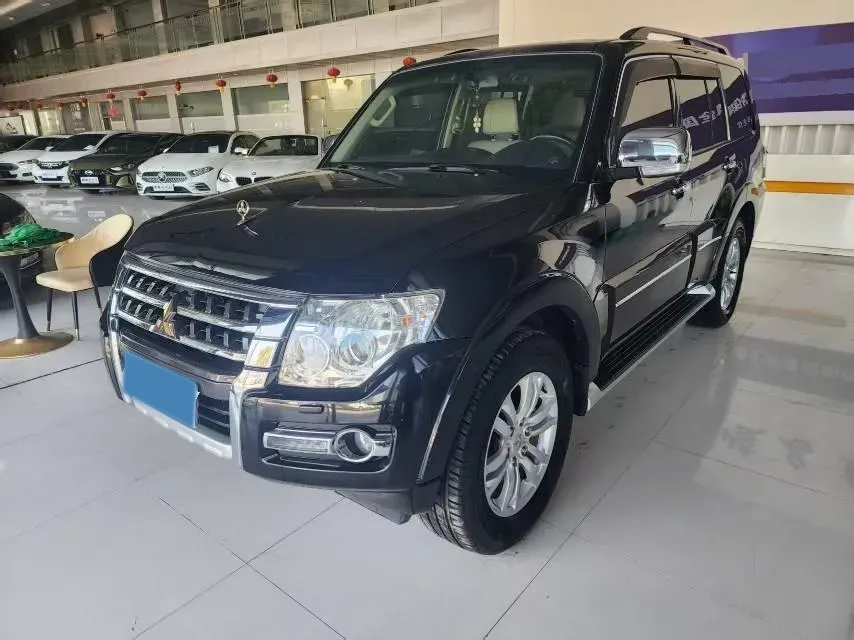 2017 Honda Jade 1.8L 141HP L4 5AT,autocango,china used car exporter,china ev exporter,chinese used car exporter,chinese used ev exporter