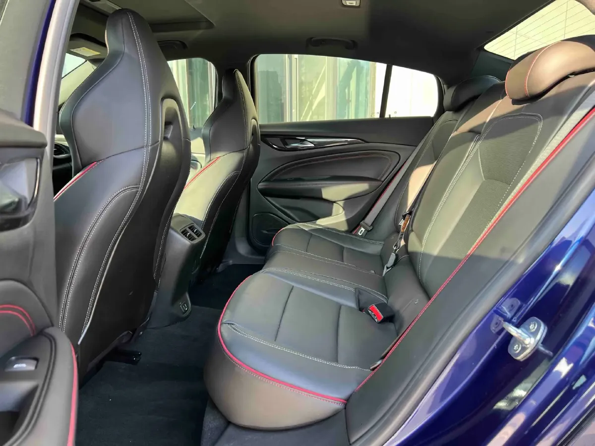 2021 Buick Regal 2.0T 237HP L4 9AT,autocango,china used car exporter,china ev exporter,chinese used car exporter,chinese used ev exporter