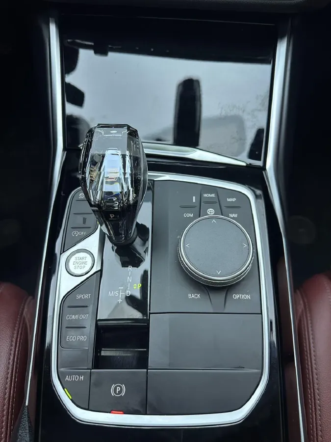 2022 BMW 3 Series 2.0T 156HP L4 8AT,autocango,china used car exporter,china ev exporter,chinese used car exporter,chinese used ev exporter