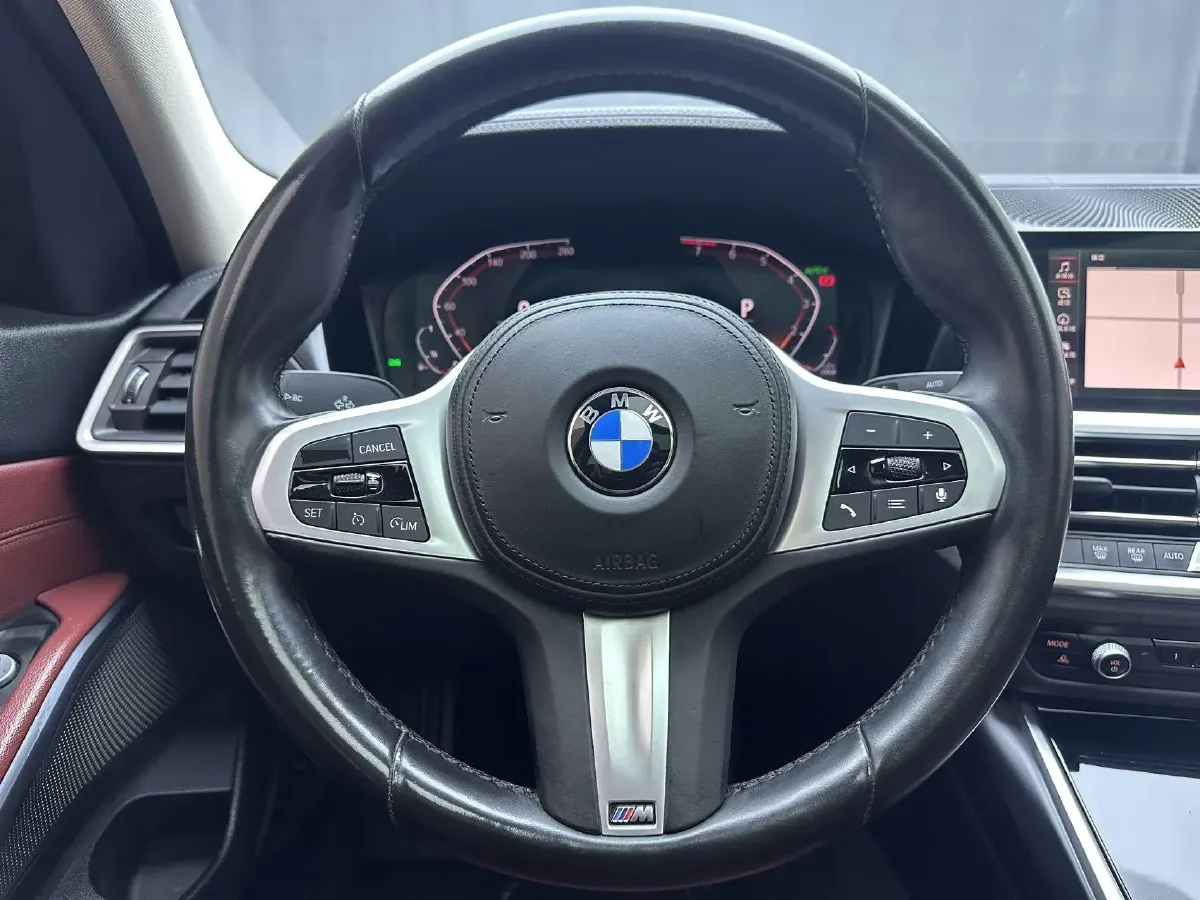 2022 BMW 3 Series 2.0T 156HP L4 8AT,autocango,china used car exporter,china ev exporter,chinese used car exporter,chinese used ev exporter