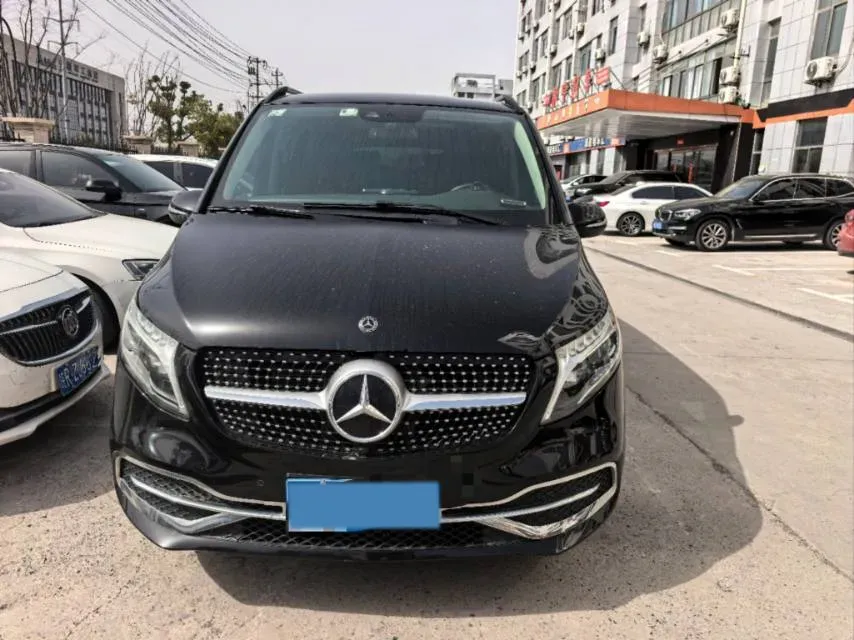 2021 Mercedes-Benz V Class 2.0T 211HP L4 9AT,autocango,china used car exporter,china ev exporter,chinese used car exporter,chinese used ev exporter