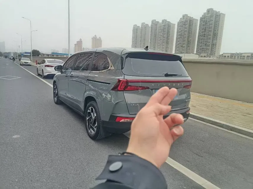 2021 Hyundai Custo 2.0T 236HP L4 8AT,autocango,china used car exporter,china ev exporter,chinese used car exporter,chinese used ev exporter