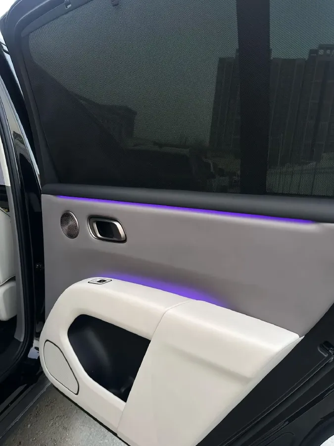 2025 Li i8 BEV,autocango,china used car exporter,china ev exporter,chinese used car exporter,chinese used ev exporter