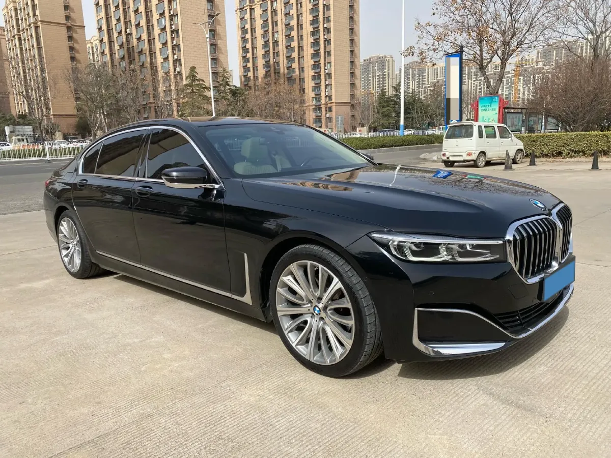 2021 BMW 7 Series 3.0T 340HP L6 8AT,autocango,china used car exporter,china ev exporter,chinese used car exporter,chinese used ev exporter
