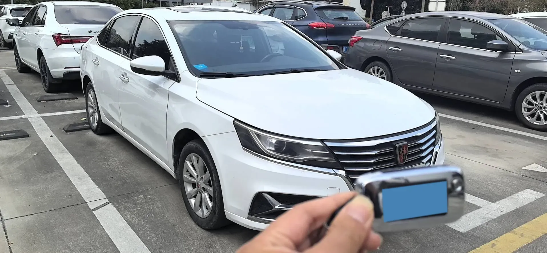2017 Roewe i6 1.0T 125HP L3 2AT PHEV,autocango,china used car exporter,china ev exporter,chinese used car exporter,chinese used ev exporter