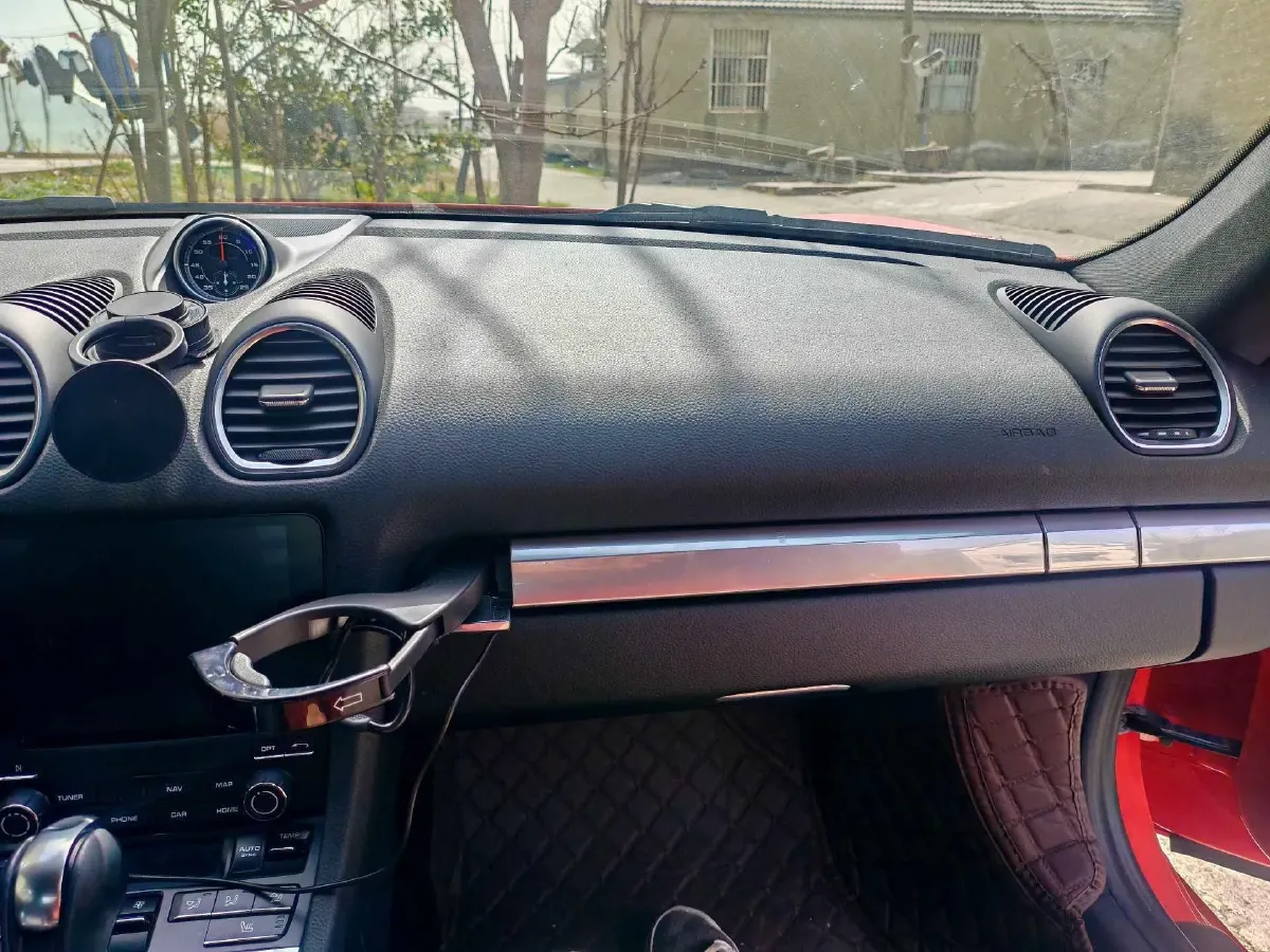 2020 Porsche 718 2.0T 250HP H4 7DCT,autocango,china used car exporter,china ev exporter,chinese used car exporter,chinese used ev exporter