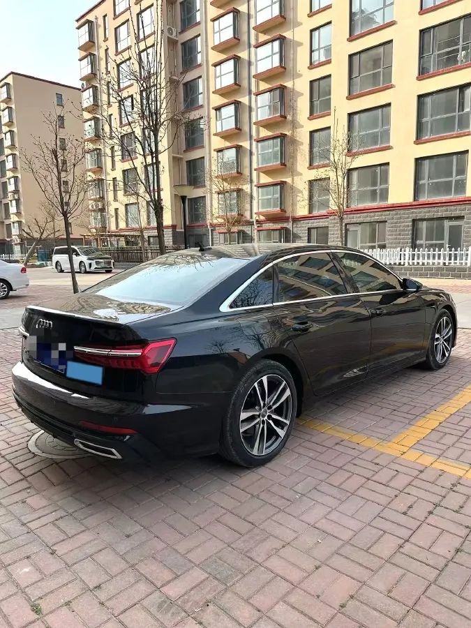 2019 Audi A6L 2.0T 190HP L4 7DCT,autocango,china used car exporter,china ev exporter,chinese used car exporter,chinese used ev exporter