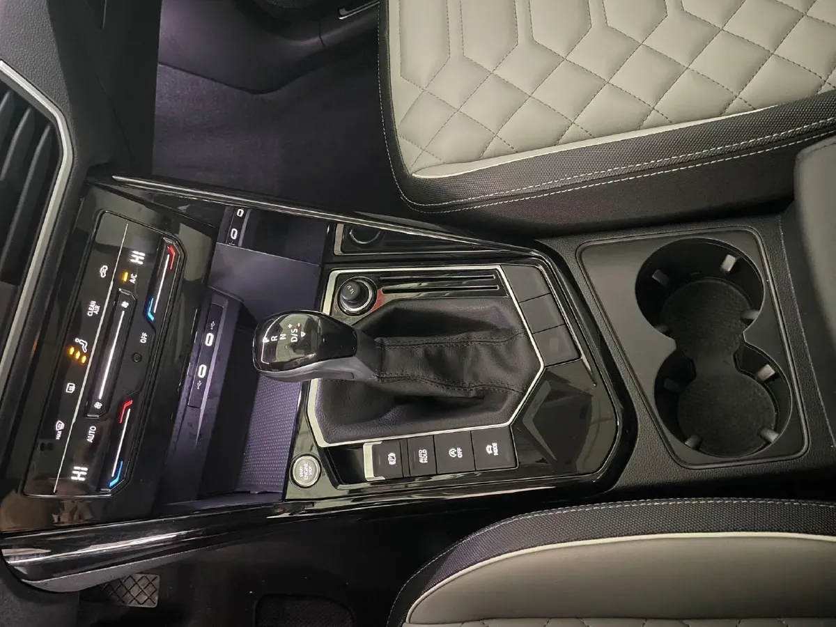 2023 Volkswagen Tayron 1.4T 150HP L4 7DCT,autocango,china used car exporter,china ev exporter,chinese used car exporter,chinese used ev exporter