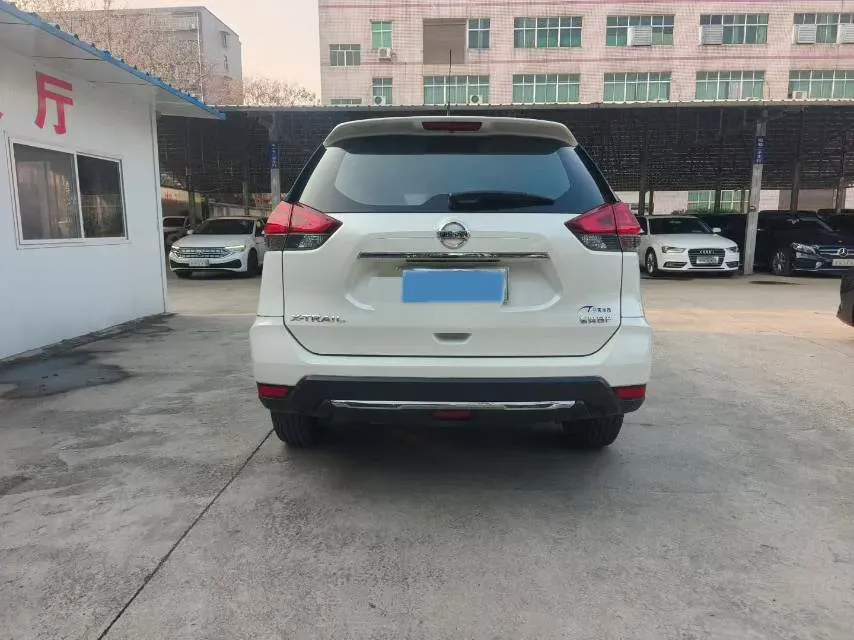 2020 Nissan X-Trail 2.0L 154HP L4 CVT,autocango,china used car exporter,china ev exporter,chinese used car exporter,chinese used ev exporter