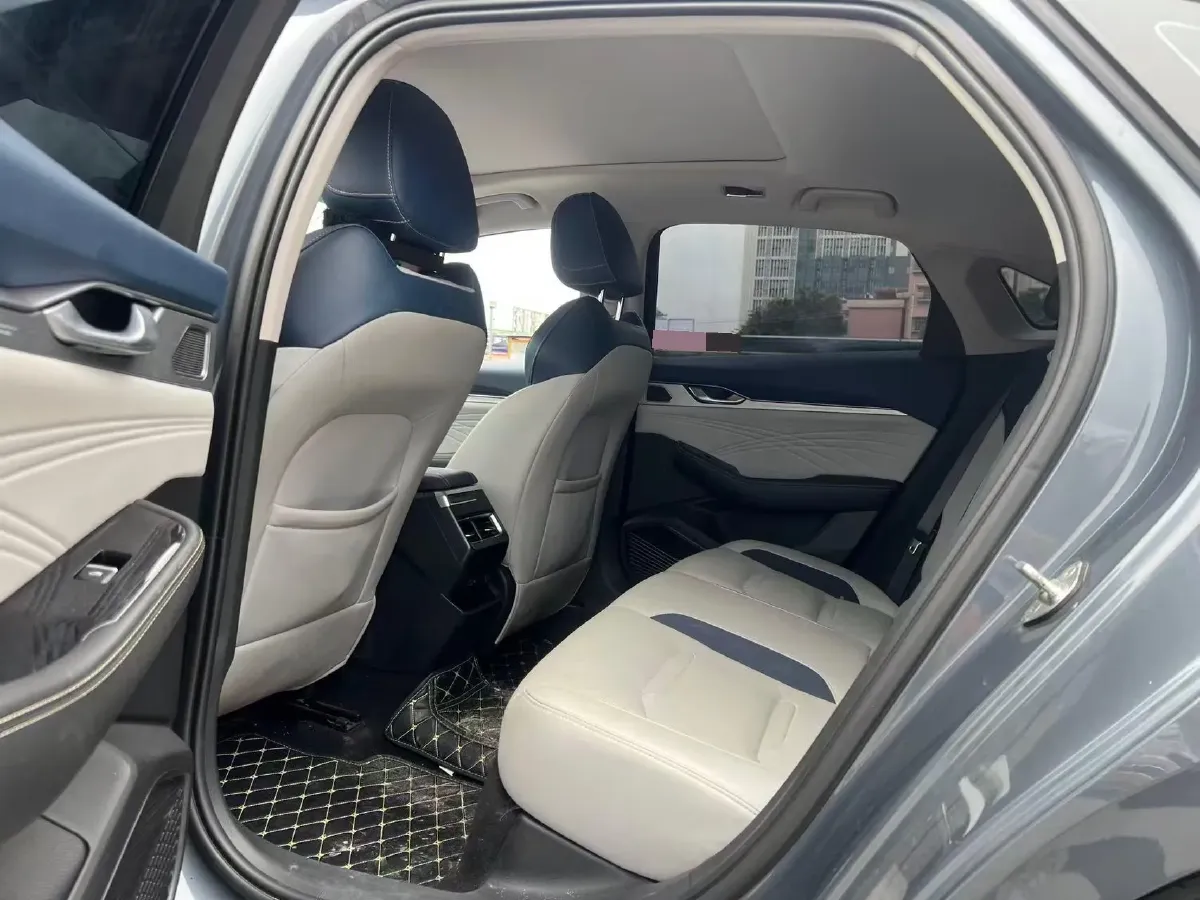 2021 Geely Preface 2.0T 190HP L4 7DCT,autocango,china used car exporter,china ev exporter,chinese used car exporter,chinese used ev exporter