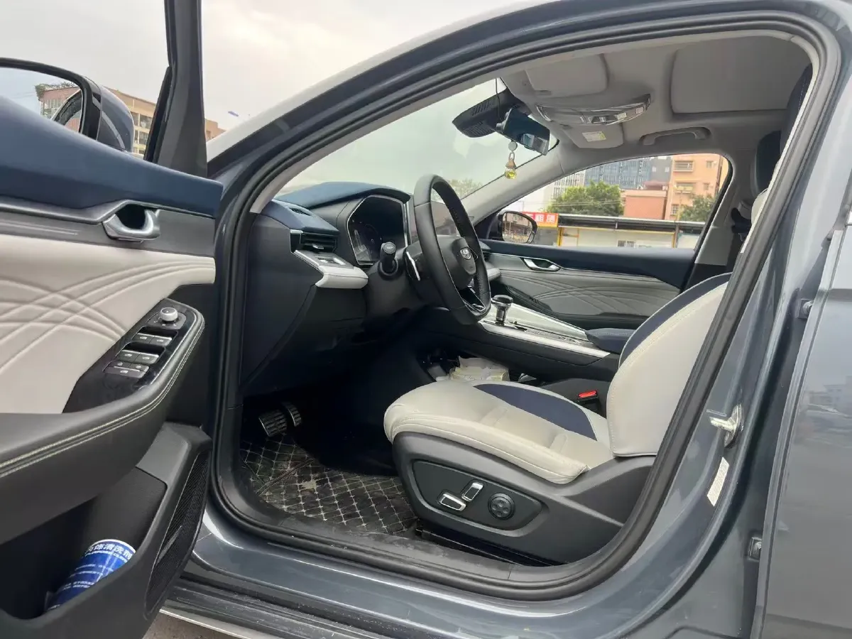 2021 Geely Preface 2.0T 190HP L4 7DCT,autocango,china used car exporter,china ev exporter,chinese used car exporter,chinese used ev exporter