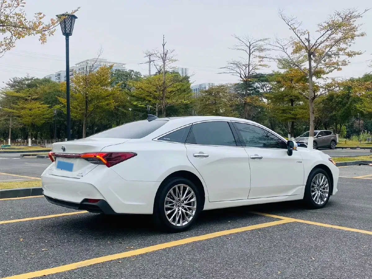 2022 Toyota Avalon 2.5L 178HP L4 E-CVT Hybrid,autocango,china used car exporter,china ev exporter,chinese used car exporter,chinese used ev exporter