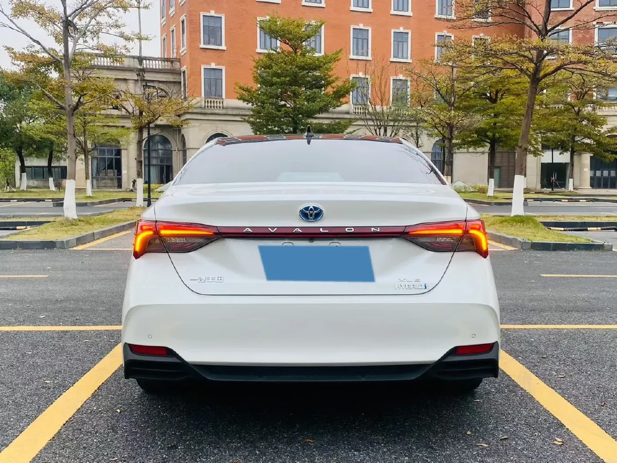 2022 Toyota Avalon 2.5L 178HP L4 E-CVT Hybrid,autocango,china used car exporter,china ev exporter,chinese used car exporter,chinese used ev exporter