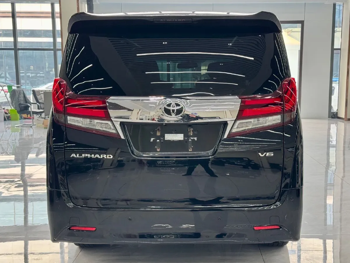 2018 Toyota Alphard 3.5L 275HP V6 6AT,autocango,china used car exporter,china ev exporter,chinese used car exporter,chinese used ev exporter