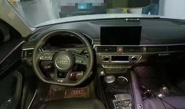 2023 Audi A4L 2.0T 245HP L4 7DCT,autocango,china used car exporter,china ev exporter,chinese used car exporter,chinese used ev exporter