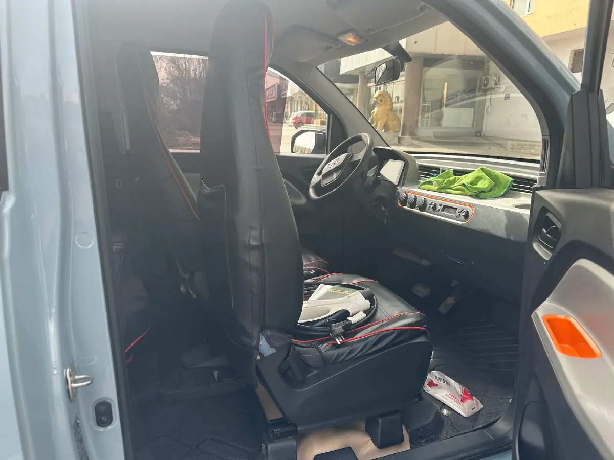 2020 WuLing HongGuang MINI EV BEV 9.3KWH,autocango,china used car exporter,china ev exporter,chinese used car exporter,chinese used ev exporter