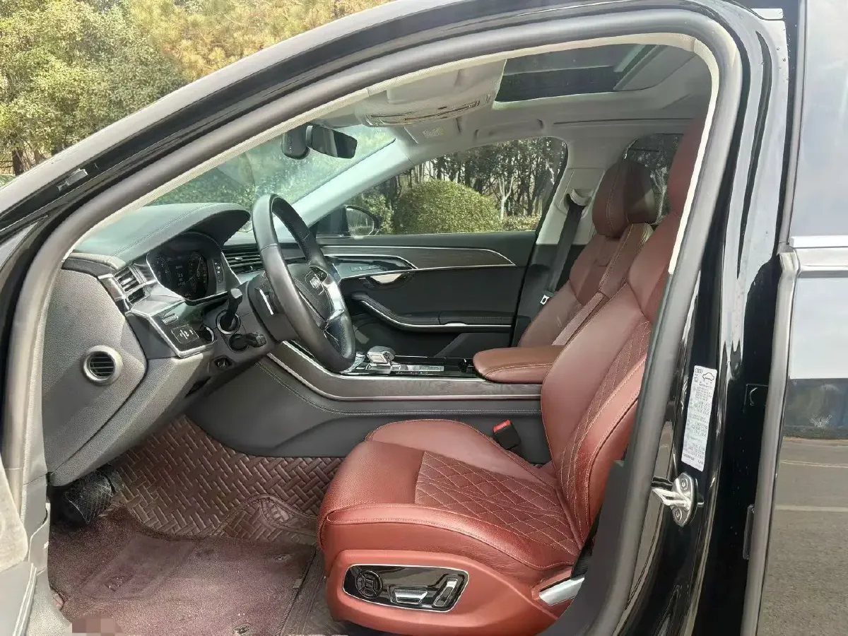 2023 Audi A8 3.0T 286HP V6 8AT,autocango,china used car exporter,china ev exporter,chinese used car exporter,chinese used ev exporter