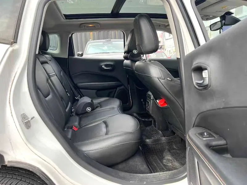 2017 Jeep Compass 1.4T 165HP L4 7DCT,autocango,china used car exporter,china ev exporter,chinese used car exporter,chinese used ev exporter