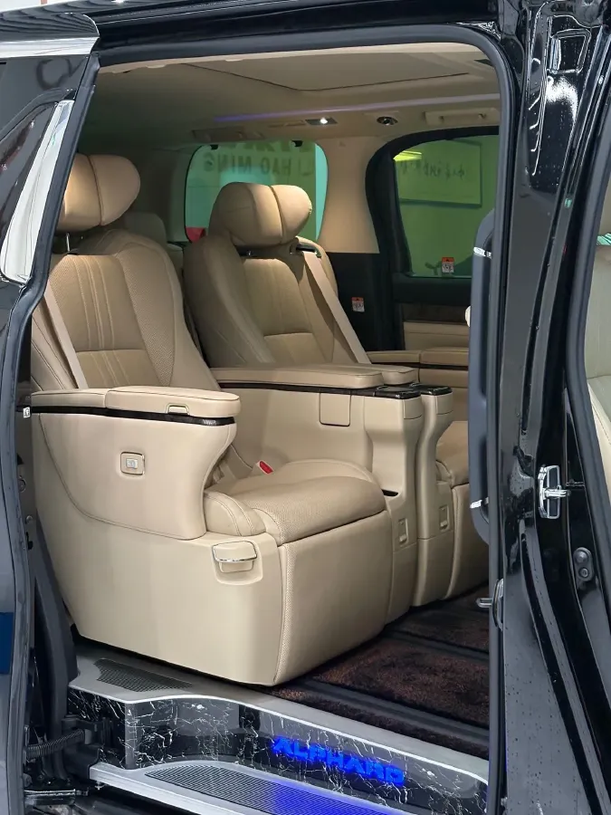 2021 Toyota Alphard 2.5L 117HP L4 E-CVT Hybrid,autocango,china used car exporter,china ev exporter,chinese used car exporter,chinese used ev exporter