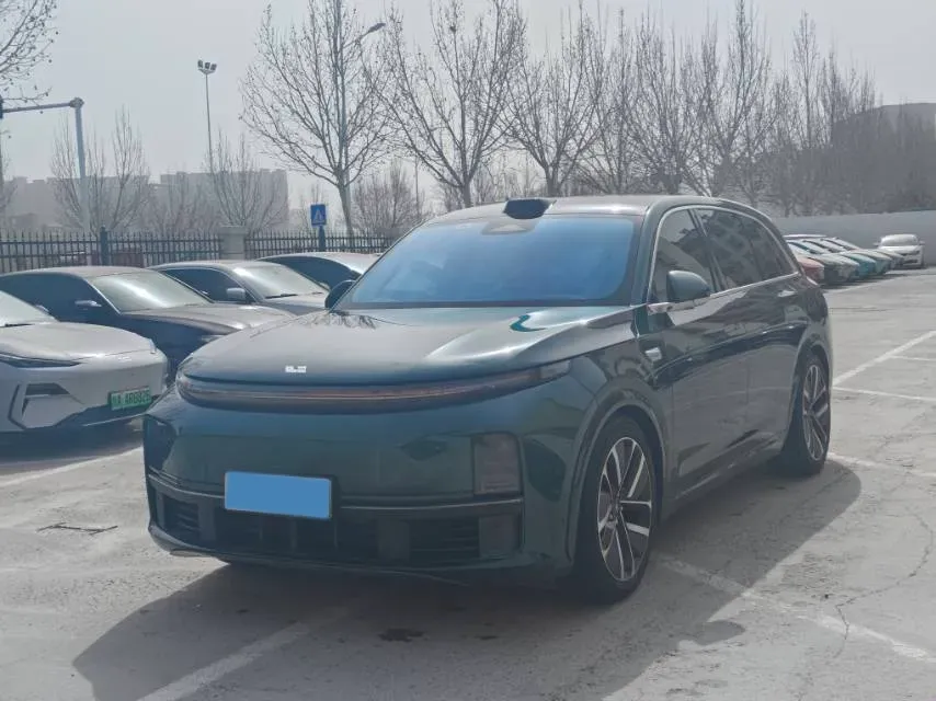 2024 Li L8 Range Extended 154HP REEV 52.3KWH,autocango,china used car exporter,china ev exporter,chinese used car exporter,chinese used ev exporter