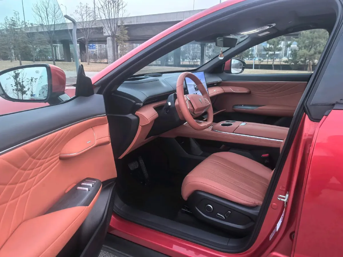 2024 JAC Refine RefineRF8 2.0T 253HP L4 8AT,autocango,china used car exporter,china ev exporter,chinese used car exporter,chinese used ev exporter