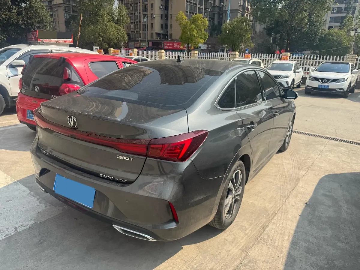 2023 ChangAn Eado 1.4T 160HP L4 7DCT,autocango,china used car exporter,china ev exporter,chinese used car exporter,chinese used ev exporter