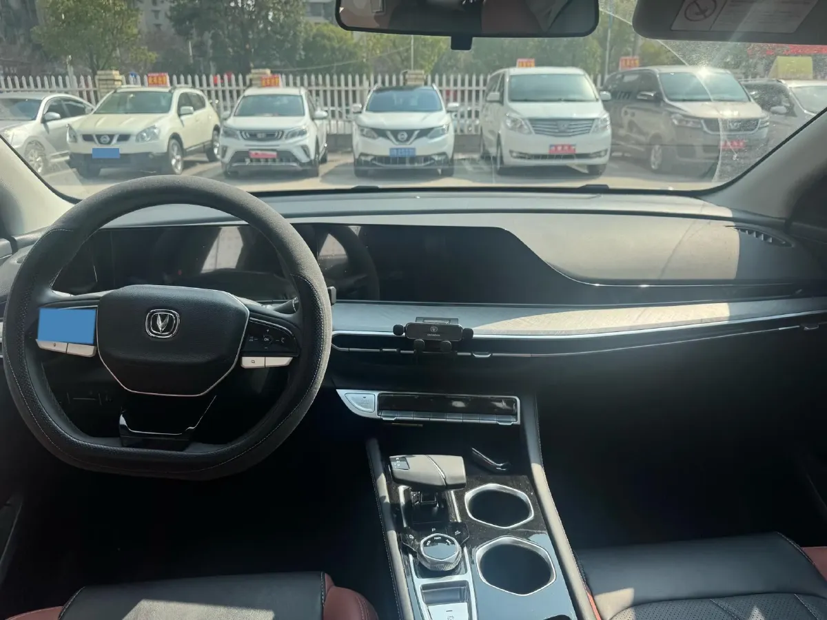 2023 ChangAn Eado 1.4T 160HP L4 7DCT,autocango,china used car exporter,china ev exporter,chinese used car exporter,chinese used ev exporter