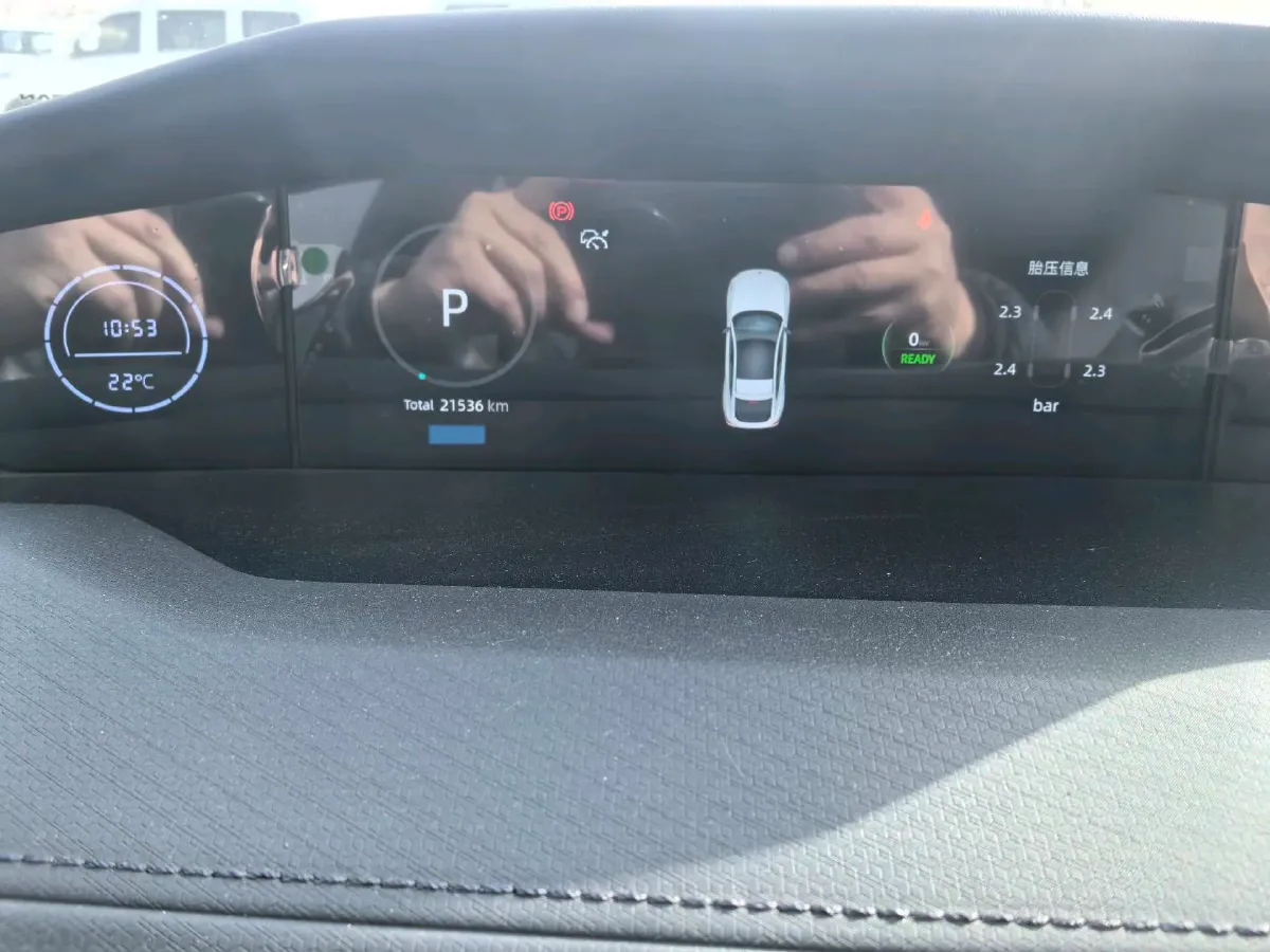 2024 ChangAn UNI-V iDD 1.5L 110HP L4 E-CVT PHEV 18.99KWH,autocango,china used car exporter,china ev exporter,chinese used car exporter,chinese used ev exporter