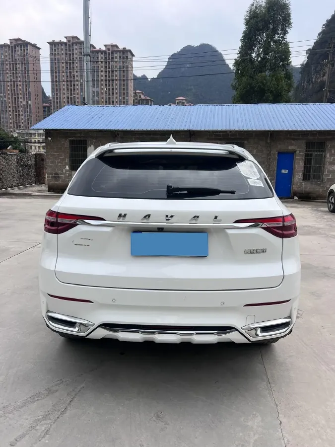2021 Haval F7 1.5T 169HP L4 7DCT,autocango,china used car exporter,china ev exporter,chinese used car exporter,chinese used ev exporter