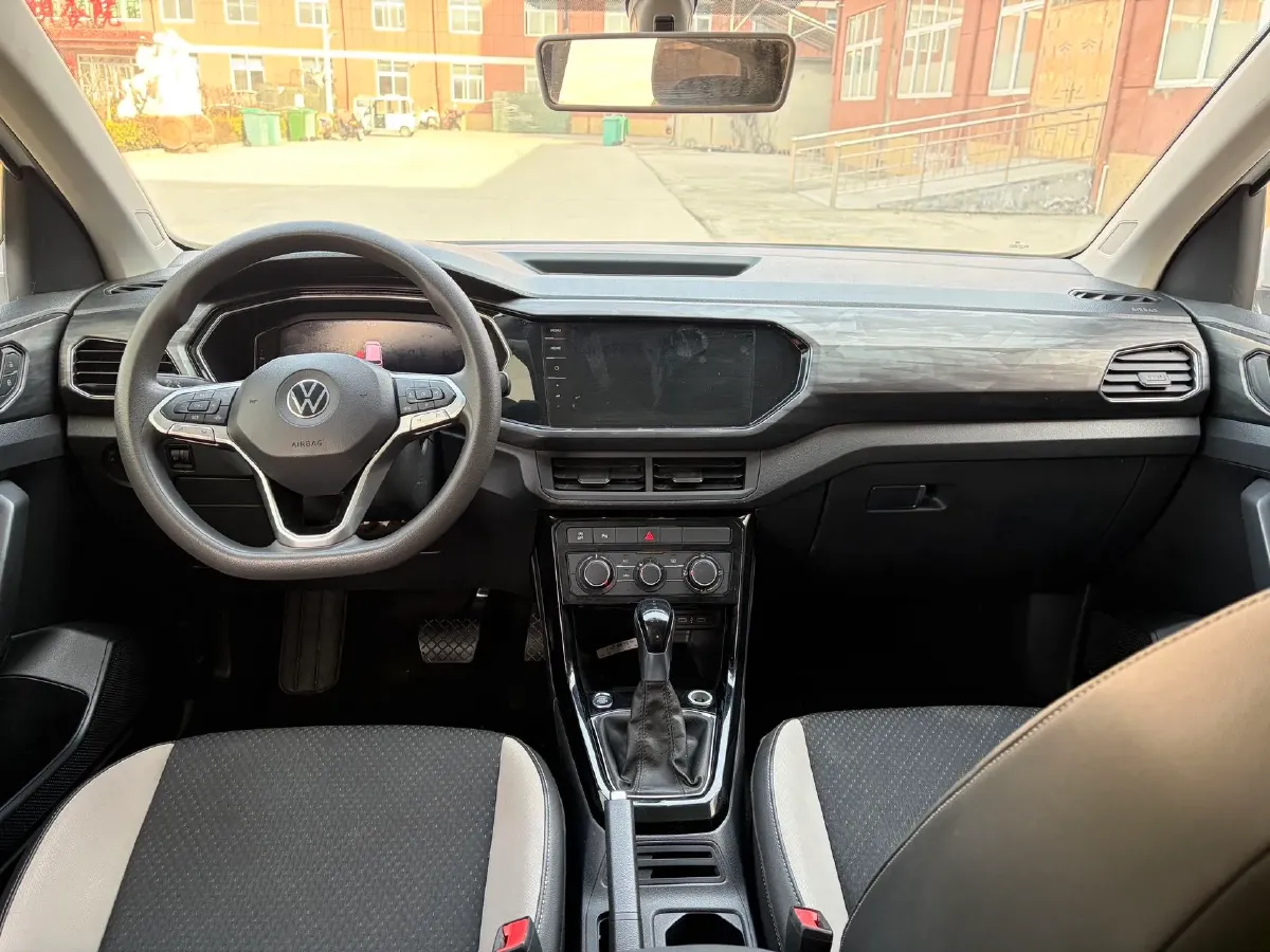 2023 Volkswagen Tacqua 1.2T 116HP L4 7DCT,autocango,china used car exporter,china ev exporter,chinese used car exporter,chinese used ev exporter