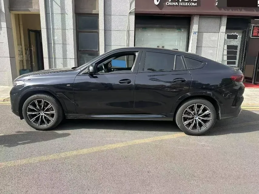 2023 BMW X6 2.0T 258HP L4 8AT,autocango,china used car exporter,china ev exporter,chinese used car exporter,chinese used ev exporter