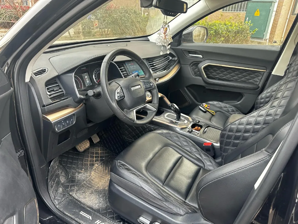 2021 Haval H6 1.5T 150HP L4 7DCT,autocango,china used car exporter,china ev exporter,chinese used car exporter,chinese used ev exporter