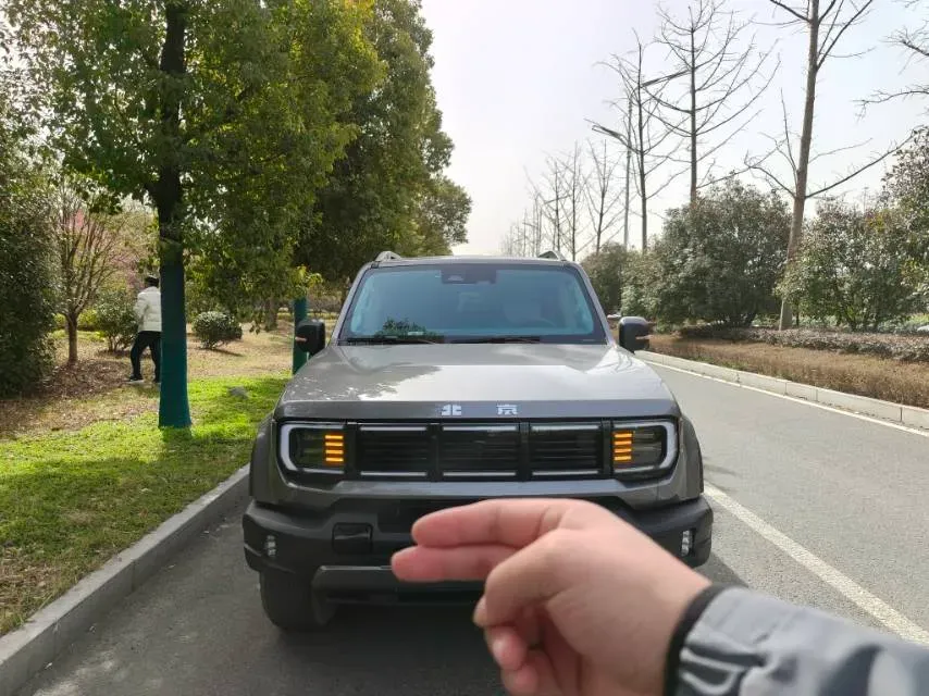 2026 Beijing BJ40 2.0T 245HP L4 8AT,autocango,china used car exporter,china ev exporter,chinese used car exporter,chinese used ev exporter