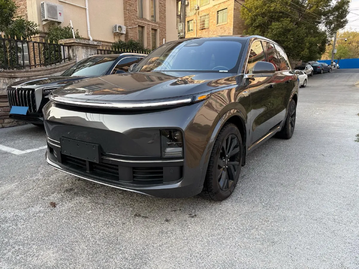 2023 Li L7 Range Extended 154HP REEV 40.9KWH,autocango,china used car exporter,china ev exporter,chinese used car exporter,chinese used ev exporter
