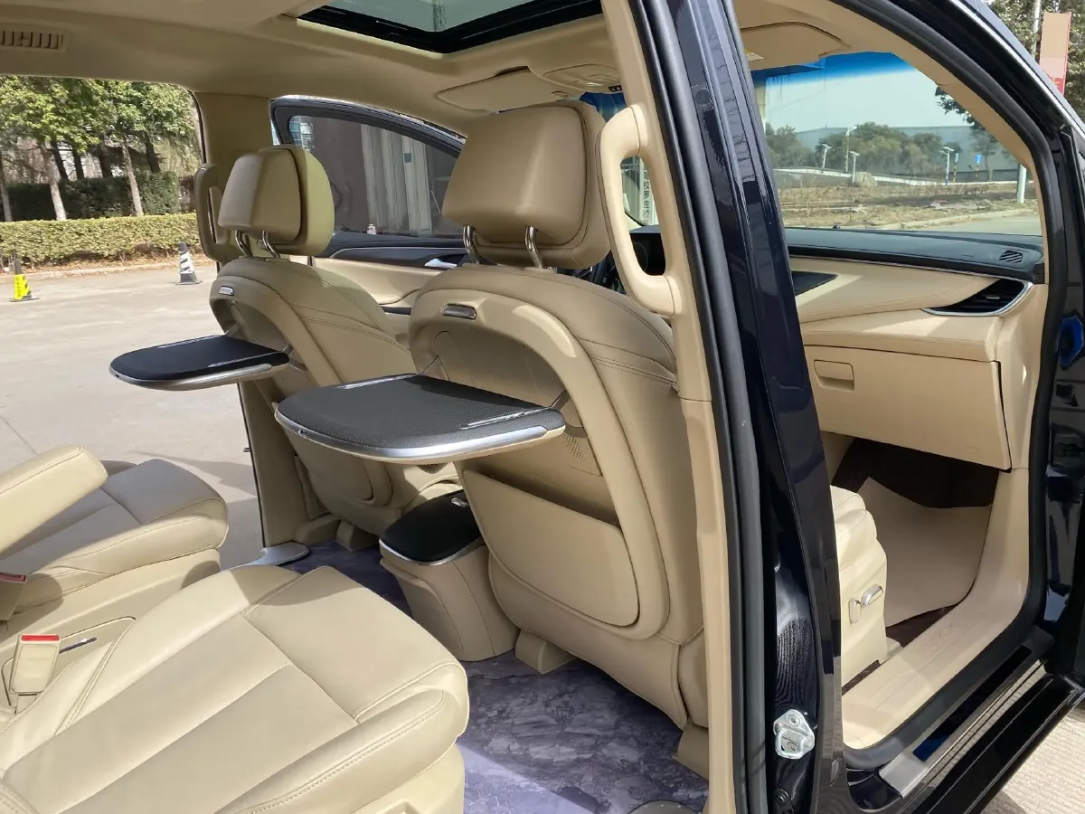 2023 Buick GL8 2.0T 237HP L4 9AT,autocango,china used car exporter,china ev exporter,chinese used car exporter,chinese used ev exporter