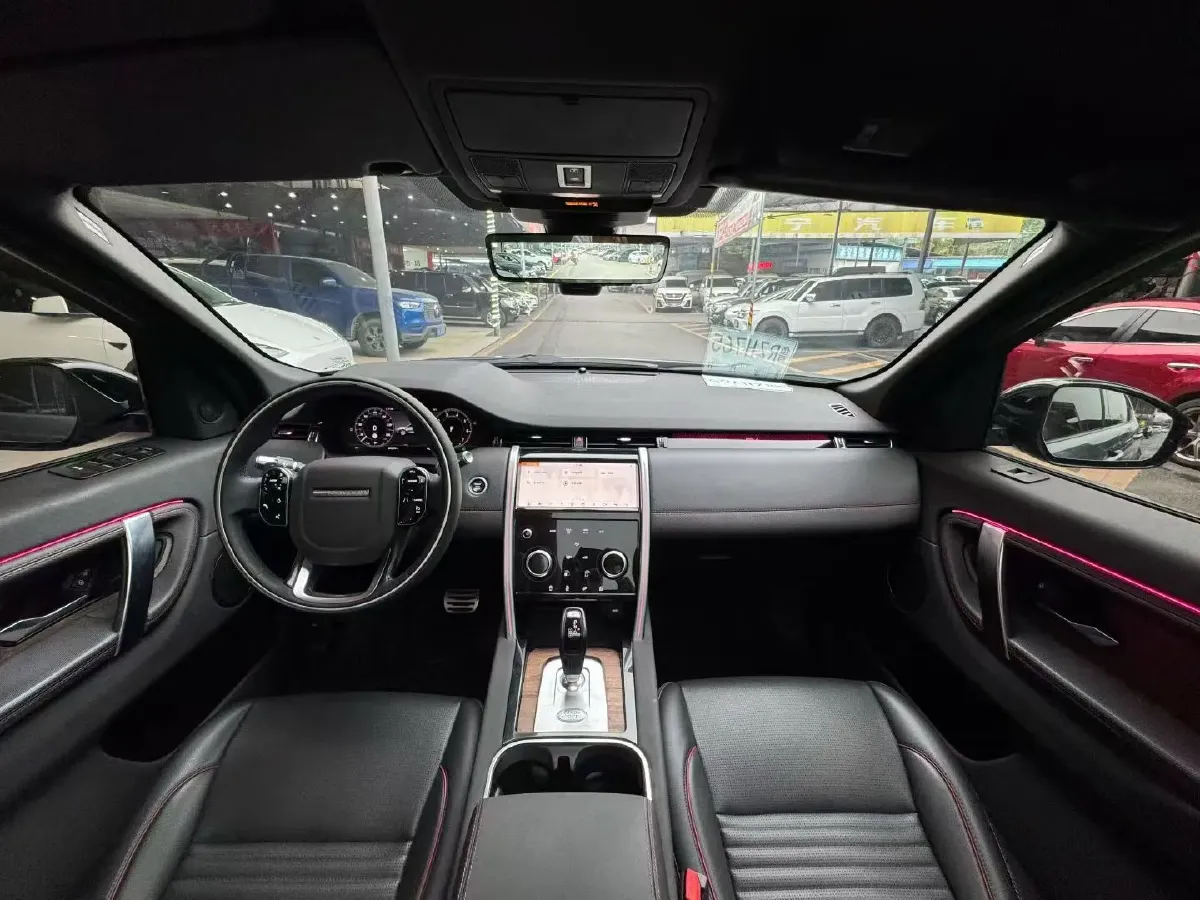 2020 Land Rover Discovery Sport 2.0T 249HP L4 9AT,autocango,china used car exporter,china ev exporter,chinese used car exporter,chinese used ev exporter