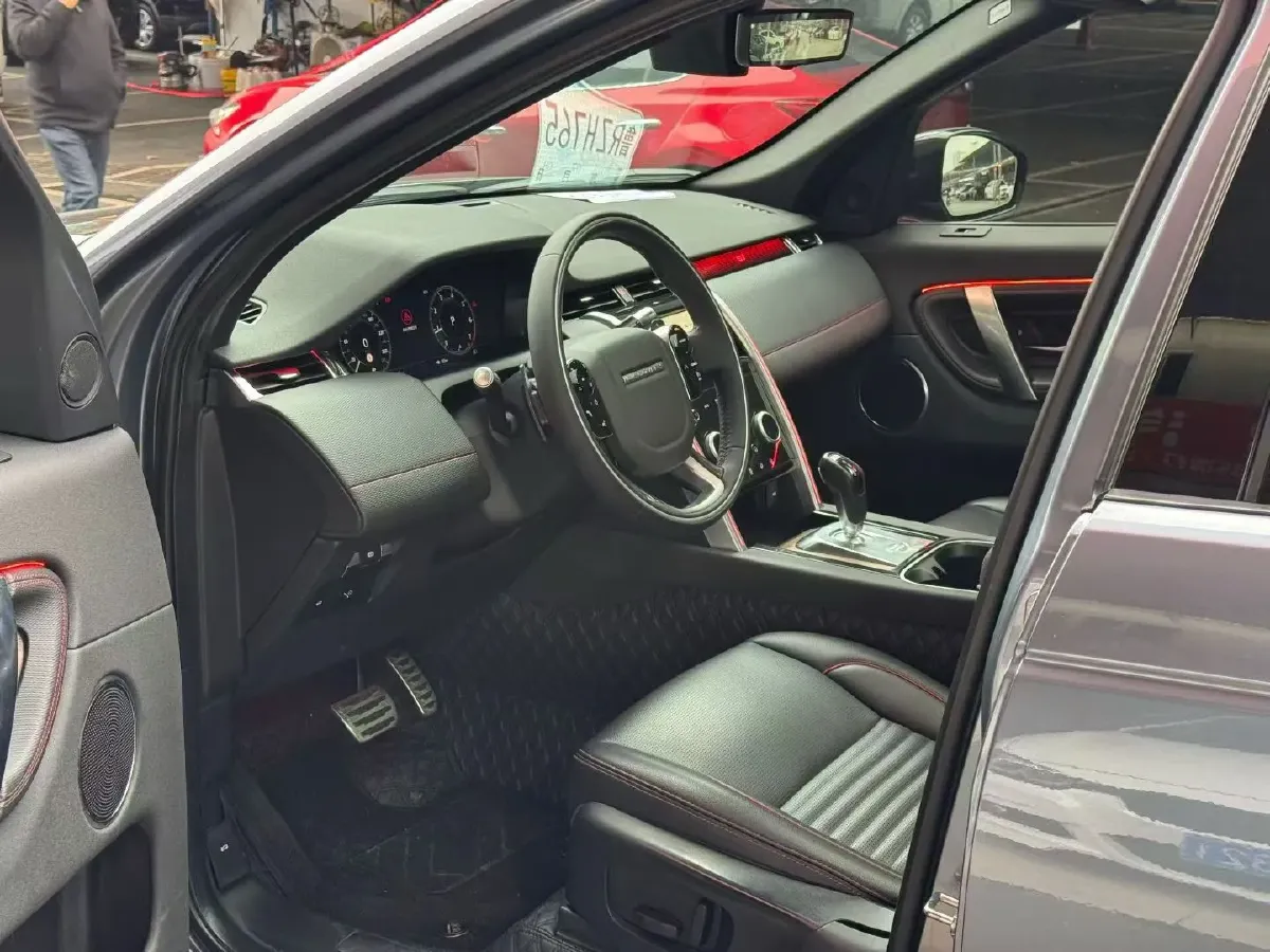 2020 Land Rover Discovery Sport 2.0T 249HP L4 9AT,autocango,china used car exporter,china ev exporter,chinese used car exporter,chinese used ev exporter