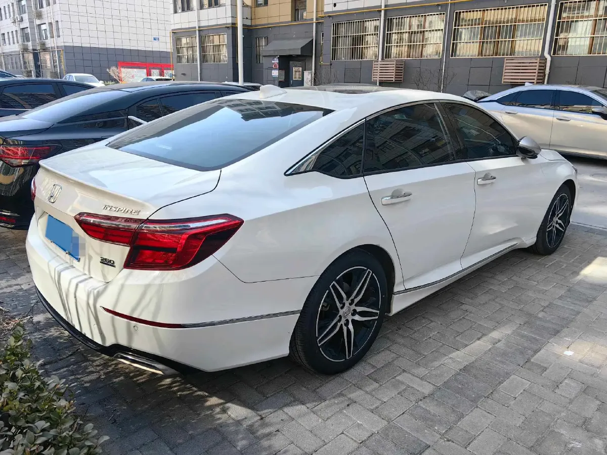 2022 Honda Inspire 1.5T 194HP L4 CVT,autocango,china used car exporter,china ev exporter,chinese used car exporter,chinese used ev exporter
