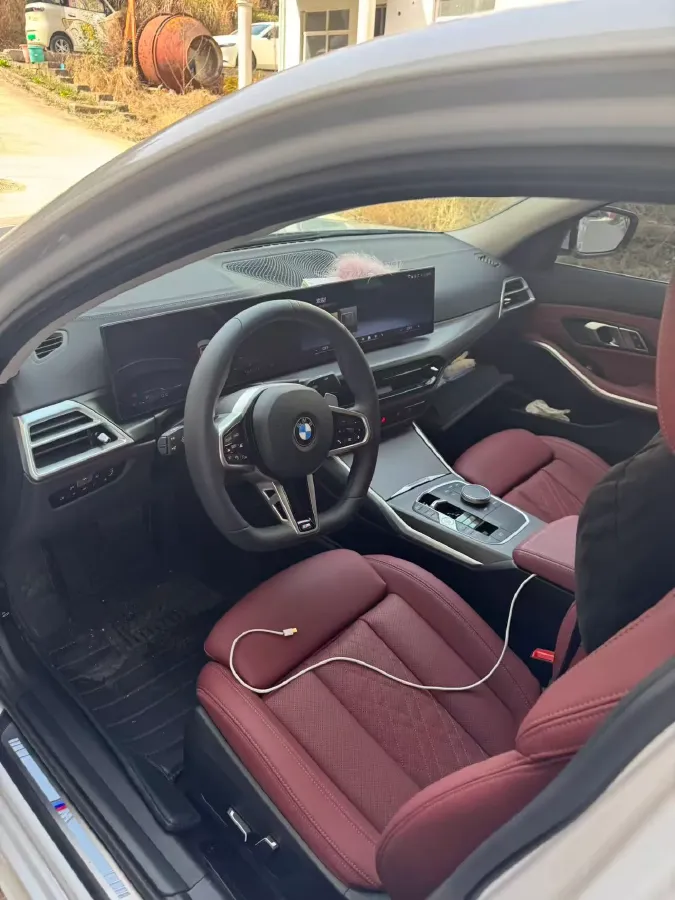 2025 BMW 3 Series 2.0T 184HP L4 8AT,autocango,china used car exporter,china ev exporter,chinese used car exporter,chinese used ev exporter